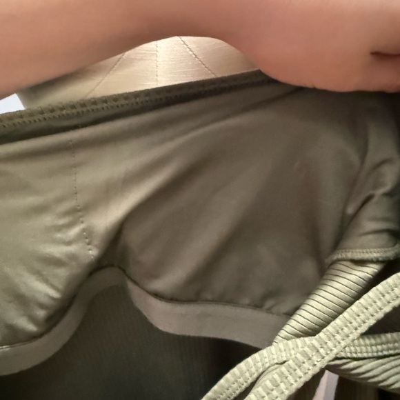 Forever 21 Olive Green Ribbed Long Sleeve Outfit - Picture 6 of 7